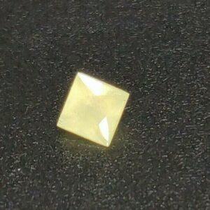 0.28 ct ADAMITE  -  MEXICO