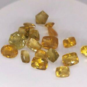 GREAT VALUE LOT 20 pcs 21.45 ct GOLD GREEN APATITE  -  BRAZIL