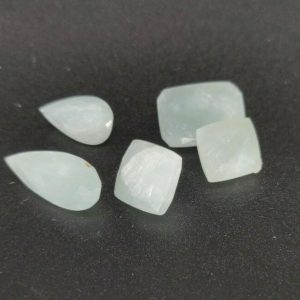 Lot 5 pc 15.45 ct BRUCITE  -  RUSSIA