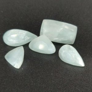 Lot 5 pc 16.25 ct BRUCITE  -  RUSSIA