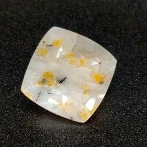 8.45 ct NORBERGITE IN DIOPSIDE  -  MADAGASCAR