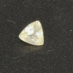 0.55 ct FORSTERITE  -  MYANMAR