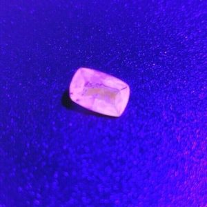 0.30 ct HACKMANITE  -  MYANMAR