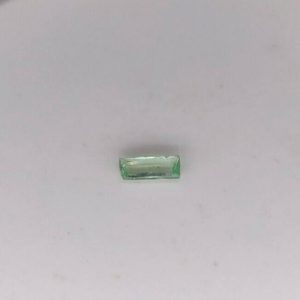 0.37 ct HIDDENITE  -  USA