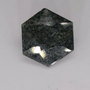 3.90 ct AERINITE  -  SPAIN