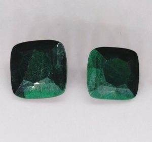VALUE LOT 2 pc 9.65 ct MALACHITE  -  KONGO