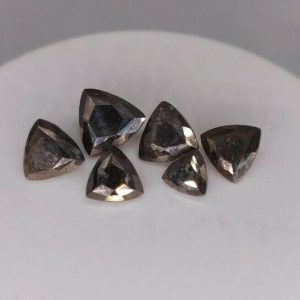 GREAT VALUE LOT 31.55 ct 6 pc NICKELINE  -  CANADA