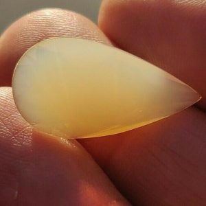 7.25 ct  WELO OPAL  -  ETHIOPIA