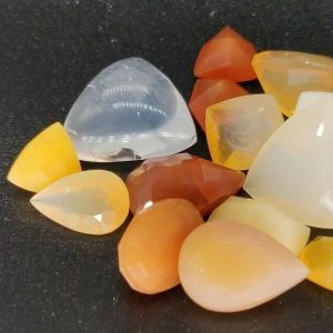 GREAT VALUE LOT 20 pcs 36.90 ct WELO OPAL  -  ETHIOPIA