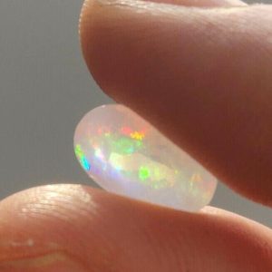 3.40 ct SPECTACULAR CONTRA LUZ WELO OPAL   -  ETHIOPIA