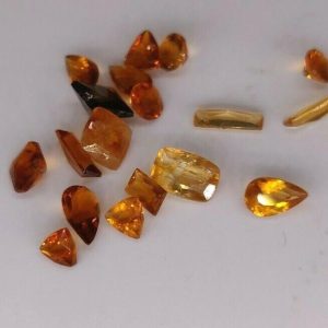 GREAT VALUE LOT 4.50 ct 18 pcs ARAGONITE  -  MOROCCO