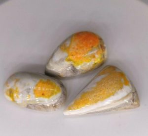 3 pc 23.30 ct FORCHERITE OPAL  -  AUSTRIA