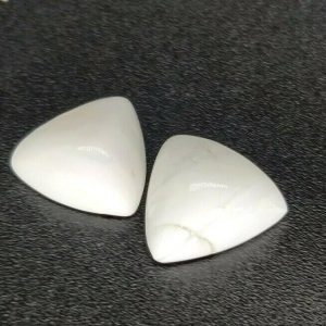 LOT 2 pc 8.90 ct BAKERITE - USA