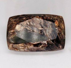 16.70 ct PHLOGOPITE  -  MYANMAR