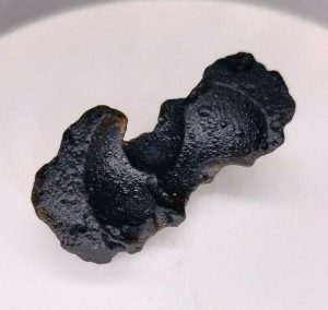 3.90 g INDOCHINITE TEKTITE  -  INDOCHINA