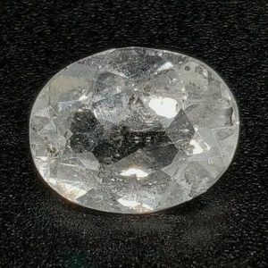 3.95 ct TOPAZ WITH INCLUSIONS  -  MADAGASCAR