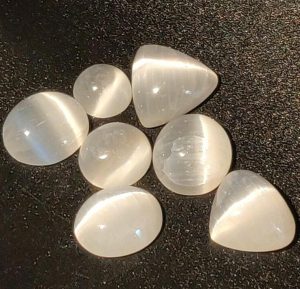 22.45 ct 7 pc ULEXITE CATS EYE  -  MEXICO