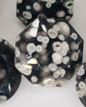 GREAT VALUE LOT 50 ct 10 pc OBSIDIAN w. ULVOSPINEL  -  ITALY