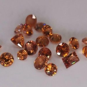 LOT 19 pc 7.70 ct ZIRCON  -  SRI LANKA