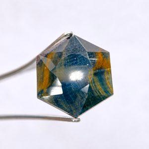 8.05 ct TIGER EYE  -  AUSTRALIA