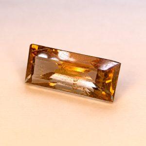 9.55 ct COLOR CHANGE PETALITE  -  MYANMAR