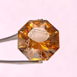 9.95 ct COLOR CHANGE PETALITE -  MYANMAR