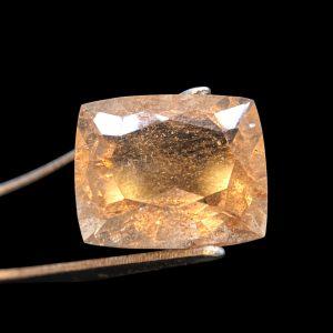 5.35 ct COLOR CHANGE PETALITE  -  MYANMAR