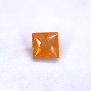 0.80 ct SPESSARTITE GARNET  -  BRAZIL