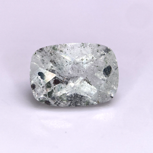 6.10 ct QUARTZ WITH DIOPSIDE  -  MADAGASCAR
