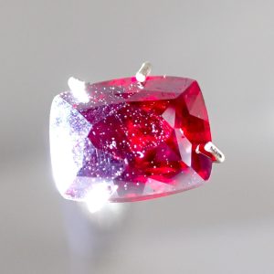 3.80 ct CUPRITE  -  NAMIBIA