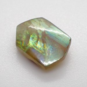 2.05 ct VERY RARE IRIDESCENT OPAL  -  MADAGASCAR