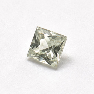 0.35 ct LEUCO GARNET - MYANMAR