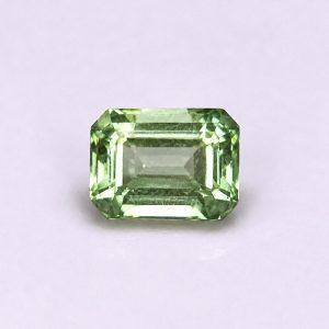 0.30 ct PERIDOT  -  MYANMAR