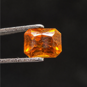 1.76 ct ZINCITE  -  POLAND