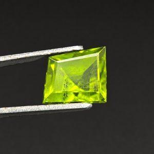 1.75 ct PERIDOT - PAKISTAN