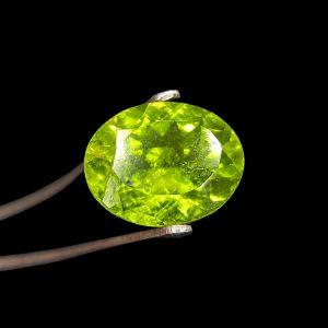 2.77 ct PERIDOT - PAKISTAN