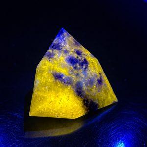 7.77 ct HACKMANITE   -  PAKISTAN