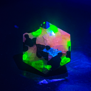 7.93 ct TriGem Franklinite Willemite Zincite - USA