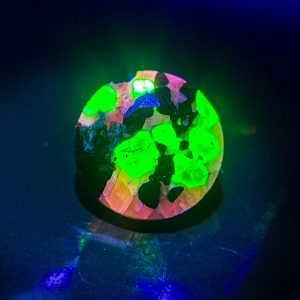 13.62 ct TriGem Franklinite Willemite Zincite - USA