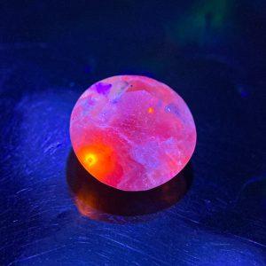 1.89 ct HACKMANITE - MYANMAR
