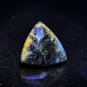 2.30 ct HYALITE UV - USA