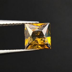 0.66 ct BRONZITE  -  USA