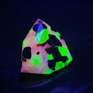 8.21 ct TriGem Franklinite Willemite Zincite - USA