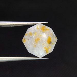 9.00 ct NORBERGITE IN DIOPSIDE  -  MADAGASCAR
